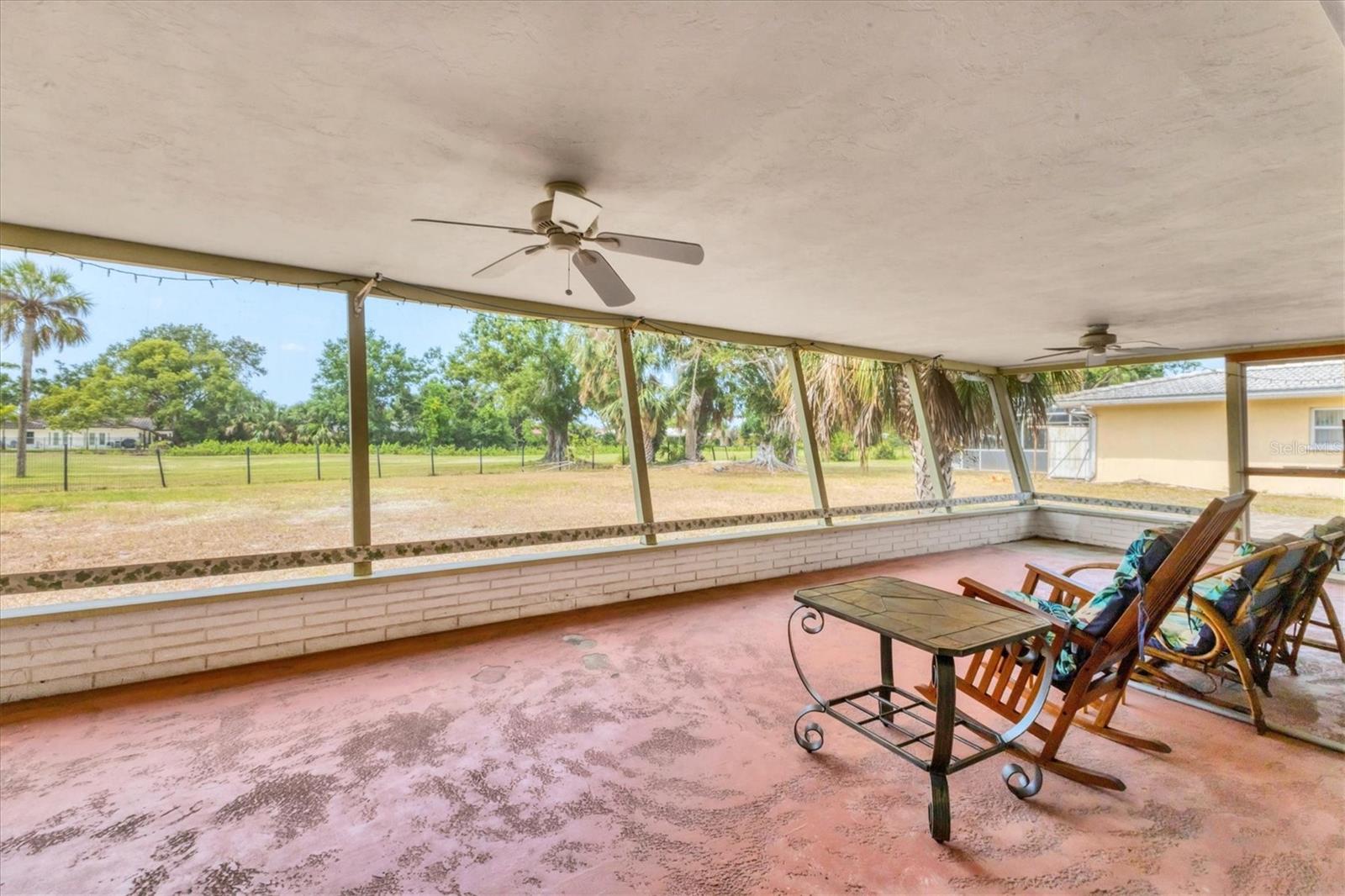 A4652613 Property Photo
