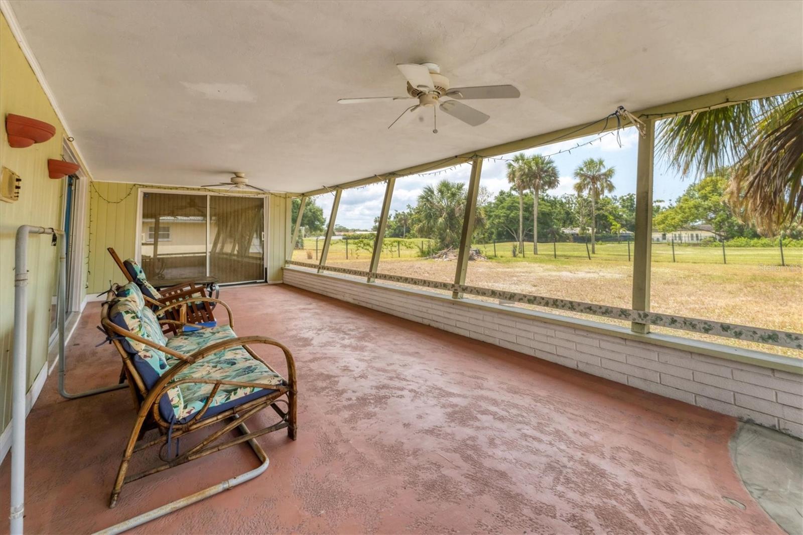 A4652613 Property Photo