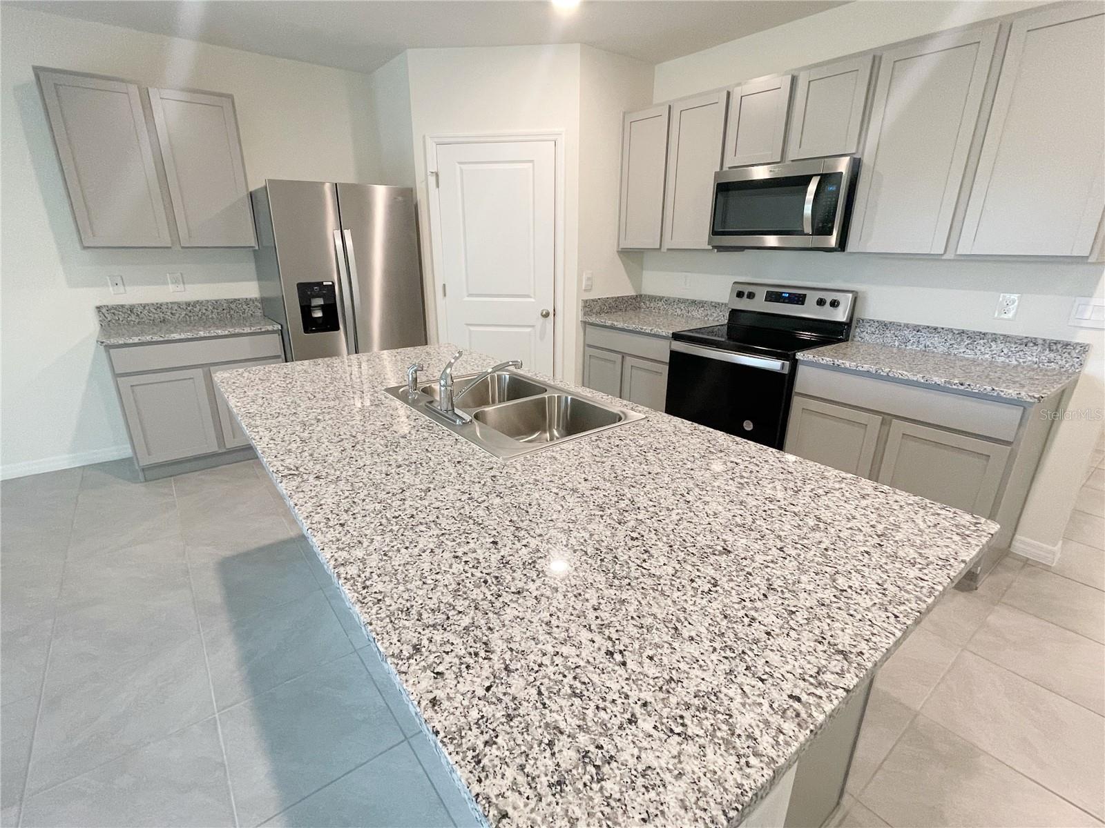 500 HICKORY COURSE LOOP, OCALA, FL, 34472