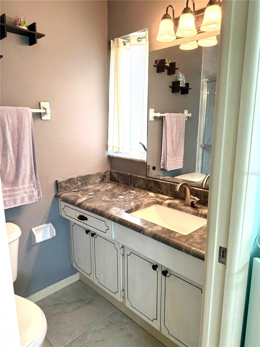 6880 VERSAILLES N, PINELLAS PARK, FL, 33781