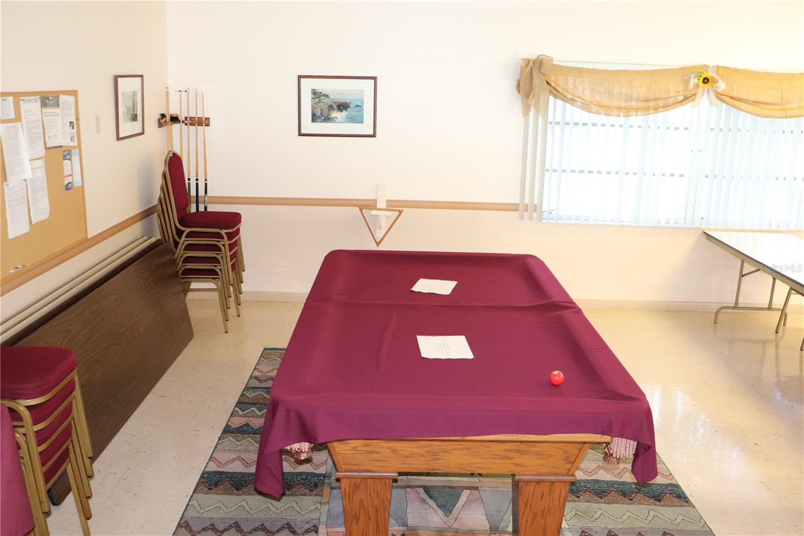 6880 VERSAILLES N, PINELLAS PARK, FL, 33781