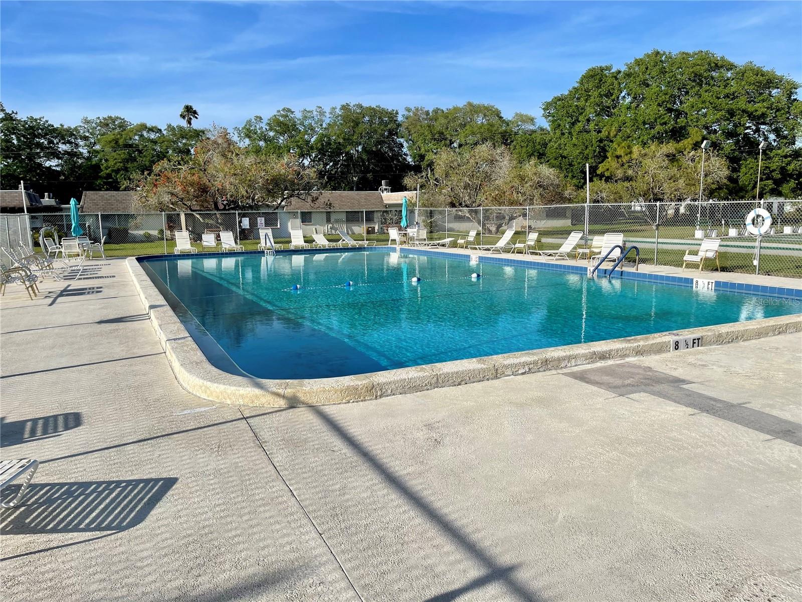 6880 VERSAILLES N, PINELLAS PARK, FL, 33781