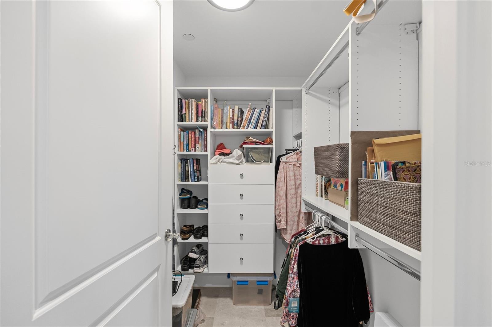 300 BEACH DR NE #401, ST PETERSBURG, FL, 33701