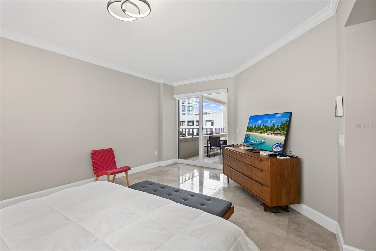 300 BEACH DR NE #401, ST PETERSBURG, FL, 33701