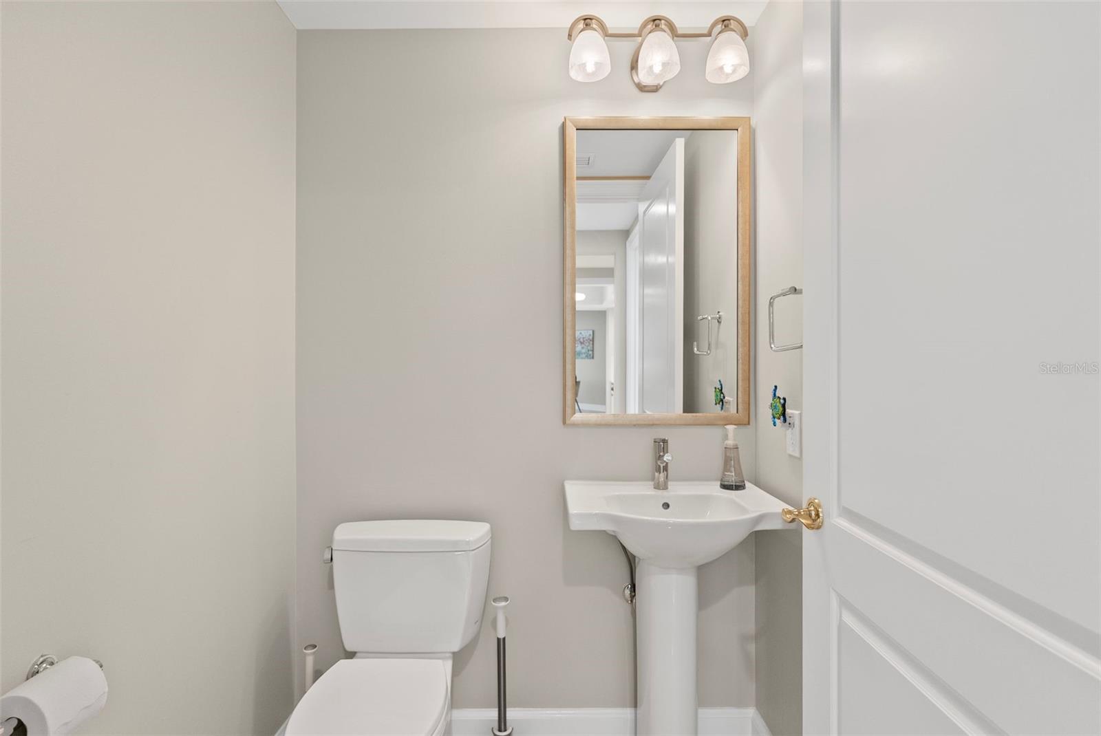 300 BEACH DR NE #401, ST PETERSBURG, FL, 33701