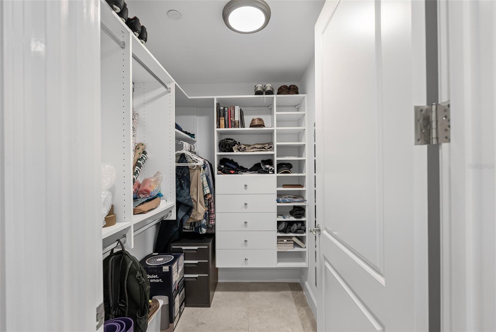 300 BEACH DR NE #401, ST PETERSBURG, FL, 33701