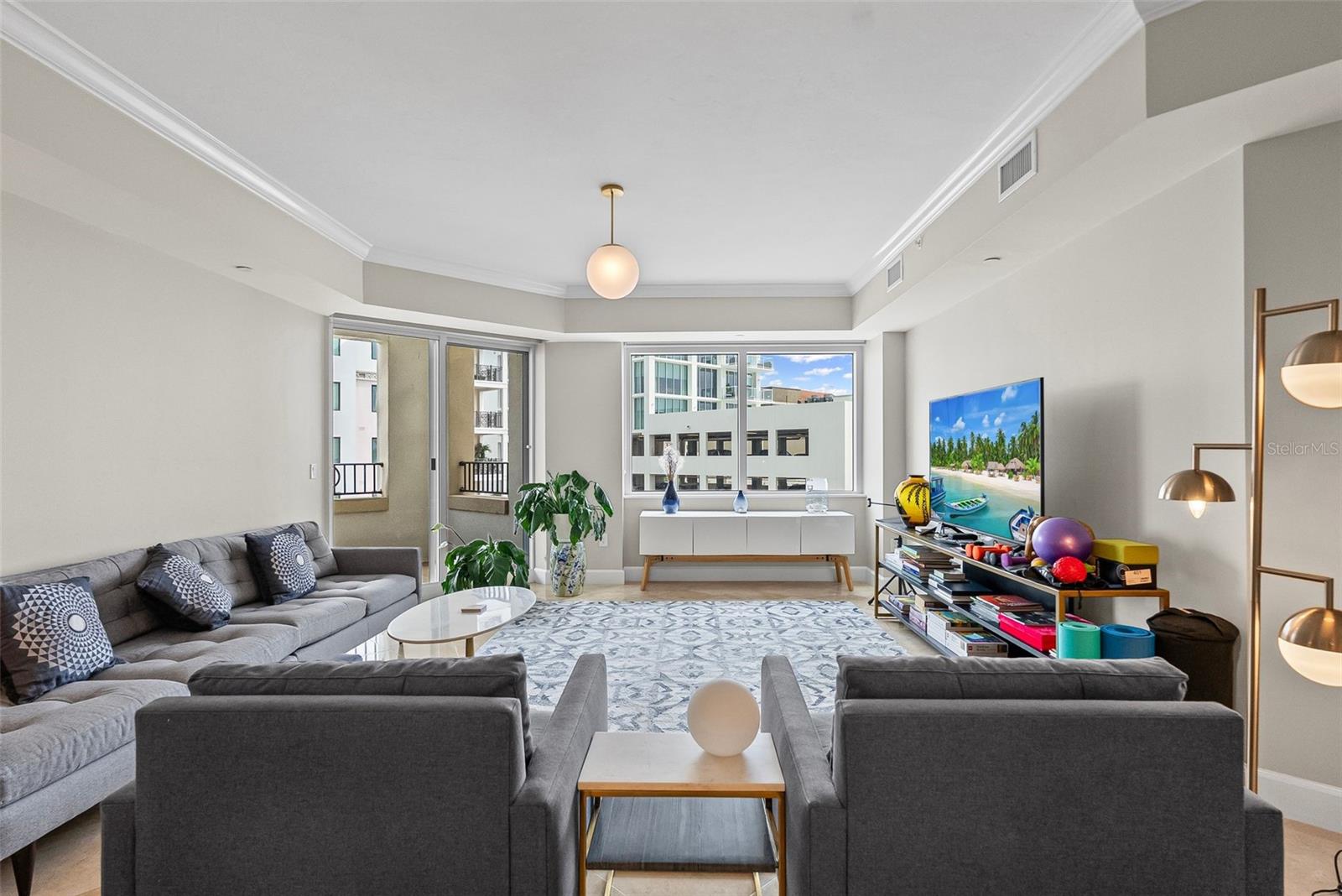 300 BEACH DR NE #401, ST PETERSBURG, FL, 33701