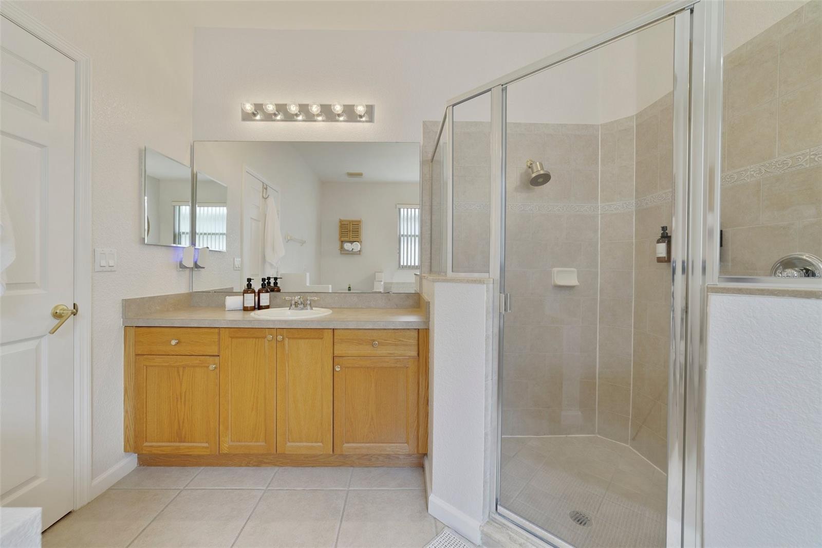 2956 WHITE CEDAR CIR, KISSIMMEE, FL, 34741