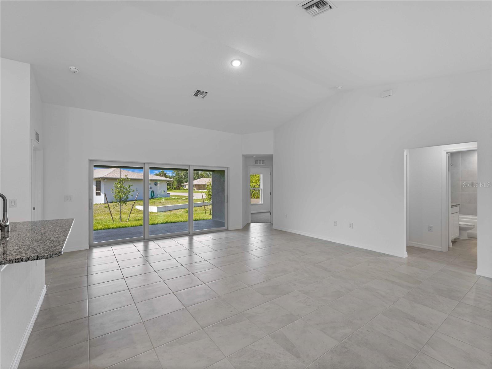 22376 BLANCHARD AVE, PORT CHARLOTTE, FL, 33952