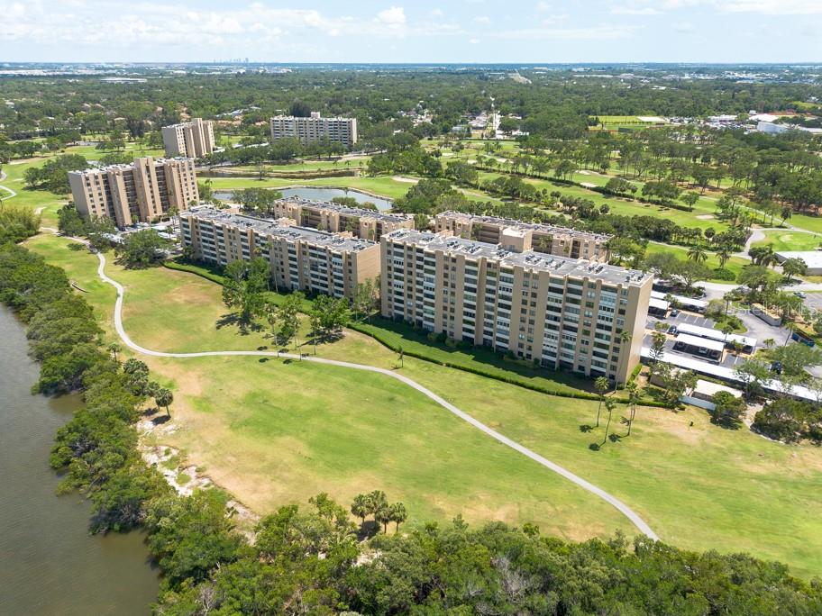 TB8386009 Property Photo