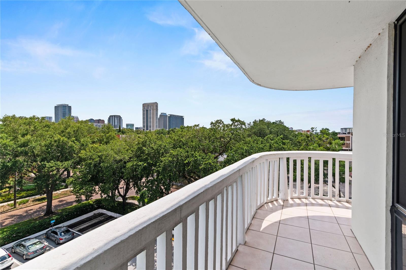 400 E COLONIAL DR #402, ORLANDO, FL, 32803