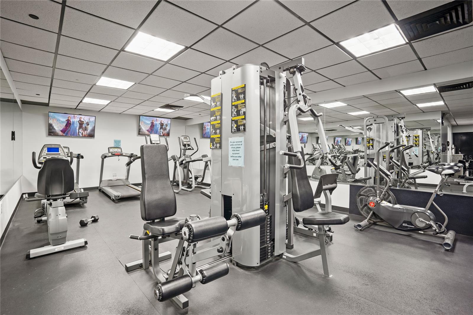 400 E COLONIAL DR #402, ORLANDO, FL, 32803