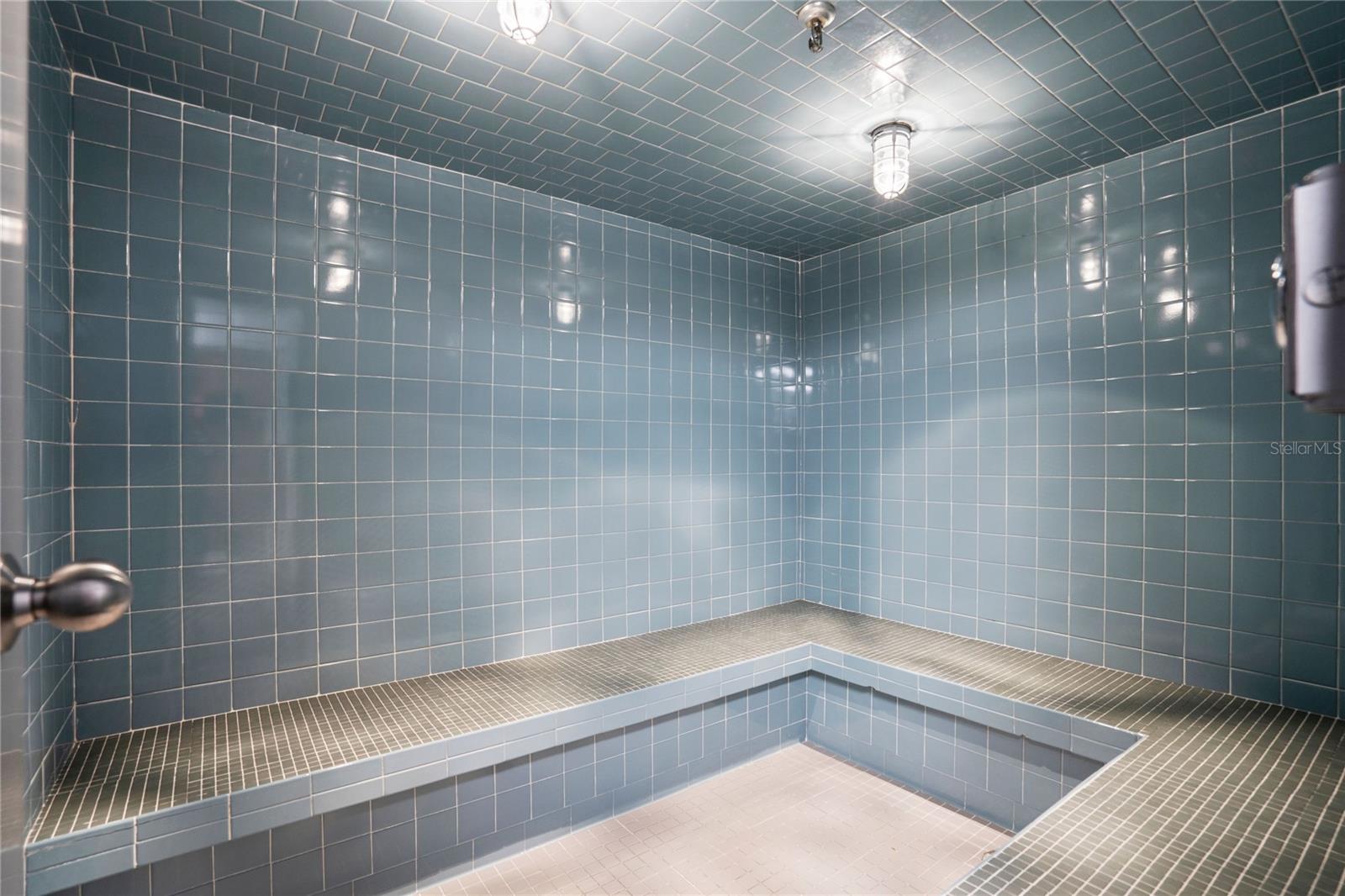 400 E COLONIAL DR #402, ORLANDO, FL, 32803