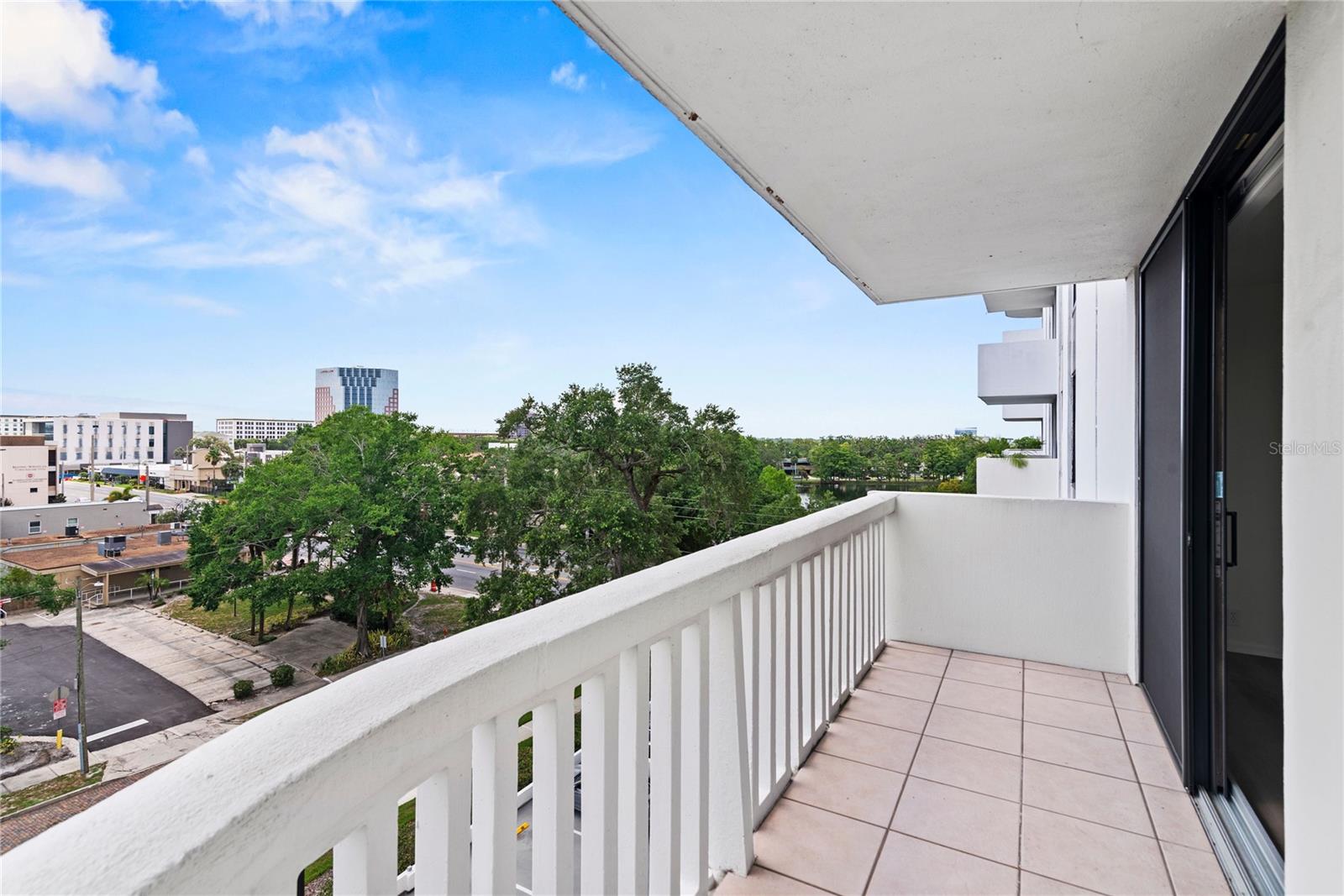 400 E COLONIAL DR #402, ORLANDO, FL, 32803