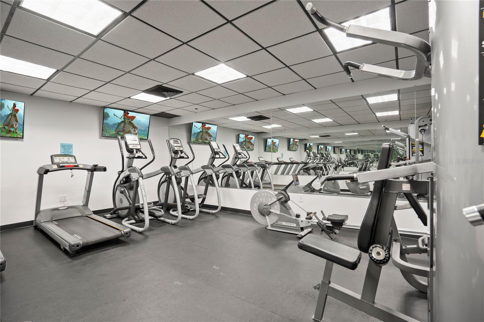 400 E COLONIAL DR #402, ORLANDO, FL, 32803