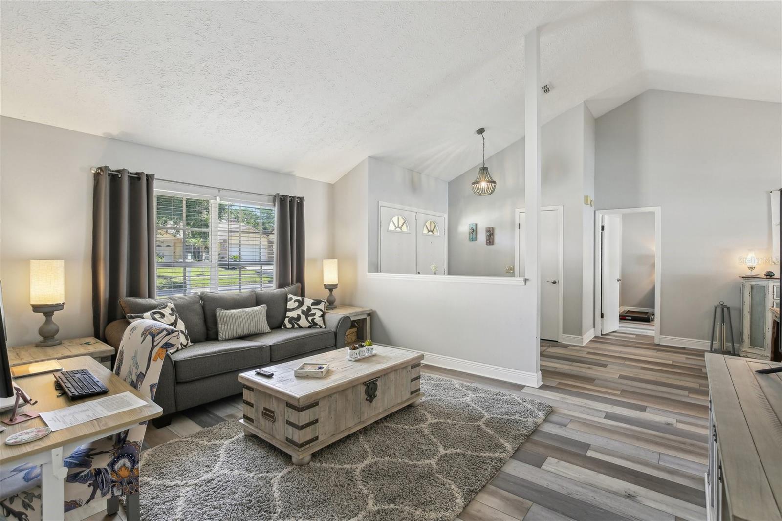 1421 BUCKNER RD, VALRICO, FL, 33596