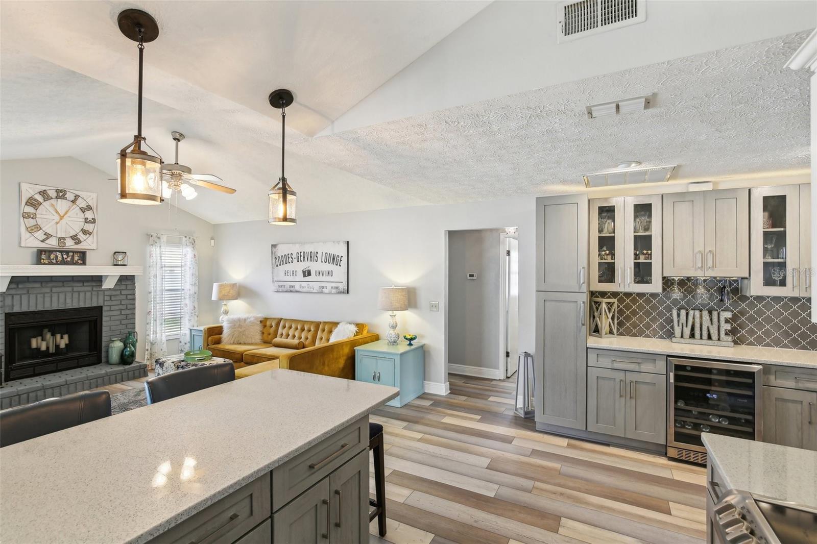 1421 BUCKNER RD, VALRICO, FL, 33596