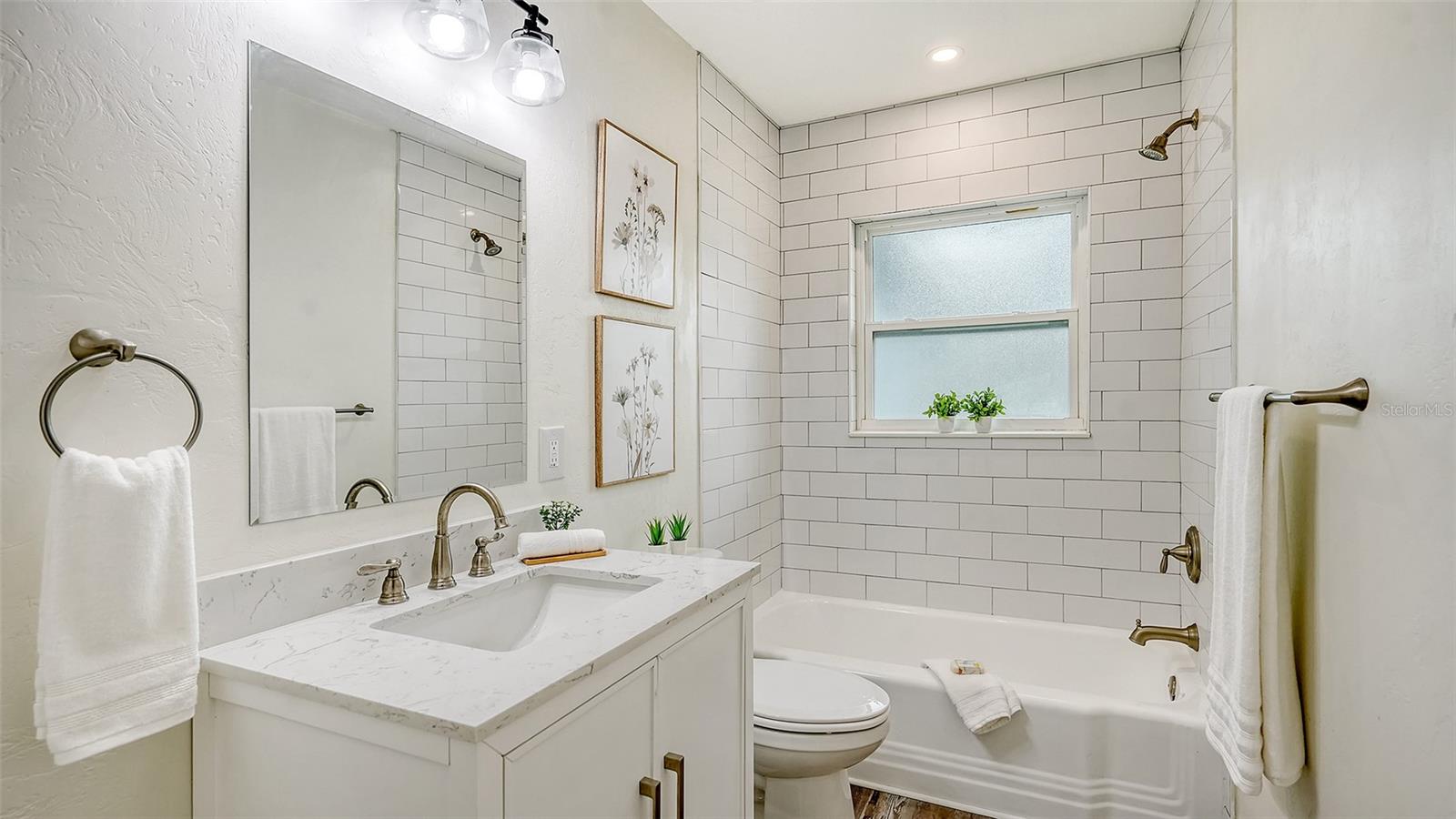 A4652652 Property Photo