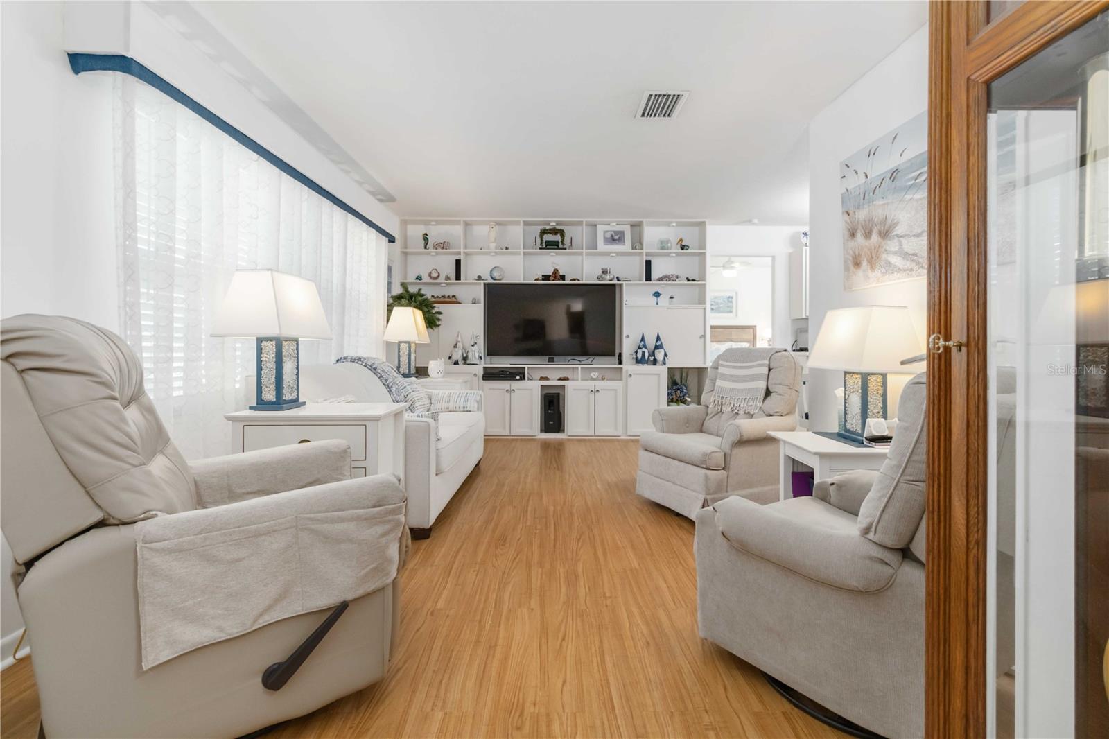 1804 W SHORES RD, MELBOURNE, FL, 32935