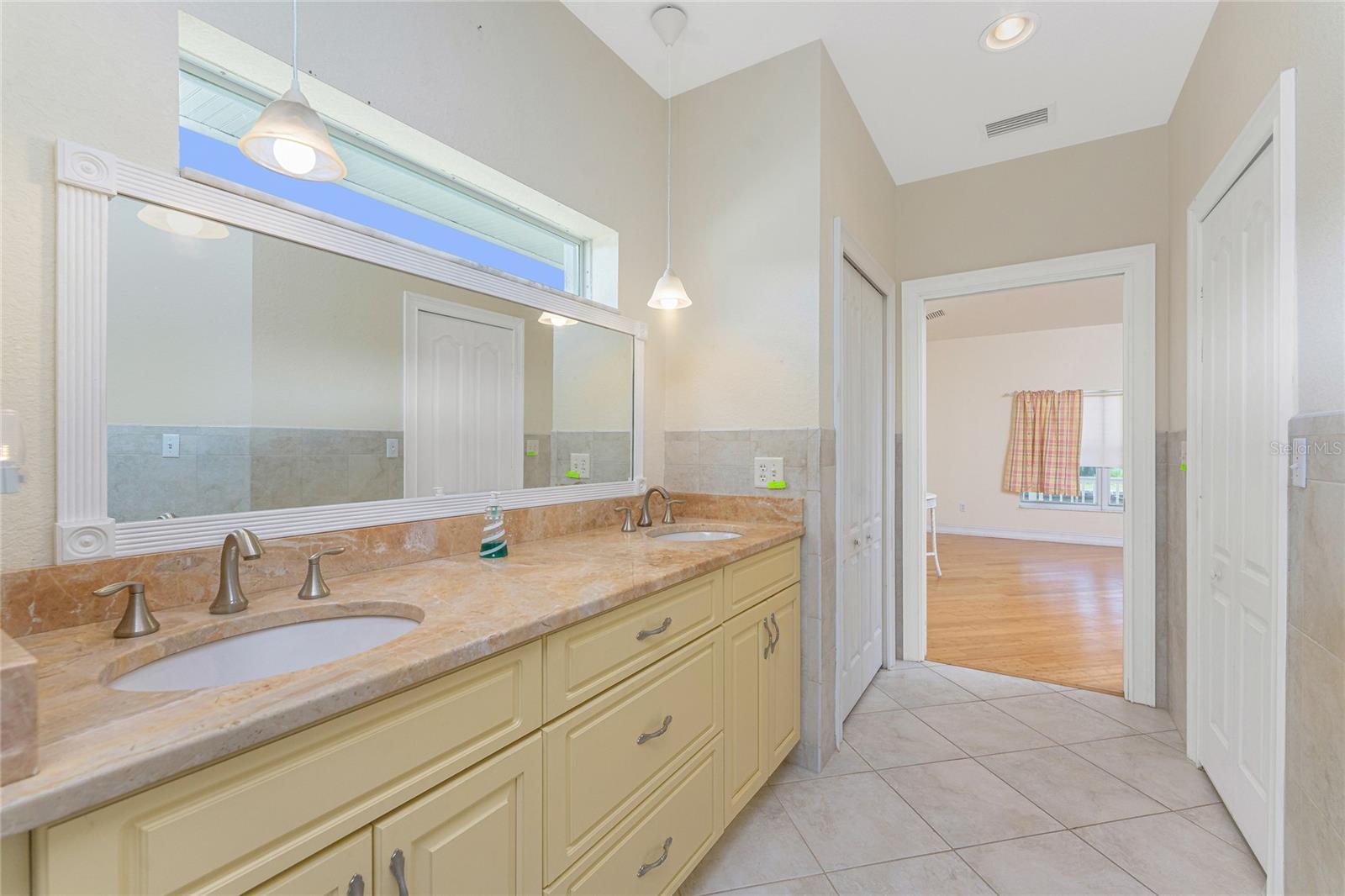 233 BEENEY RD SE, PORT CHARLOTTE, FL, 33952