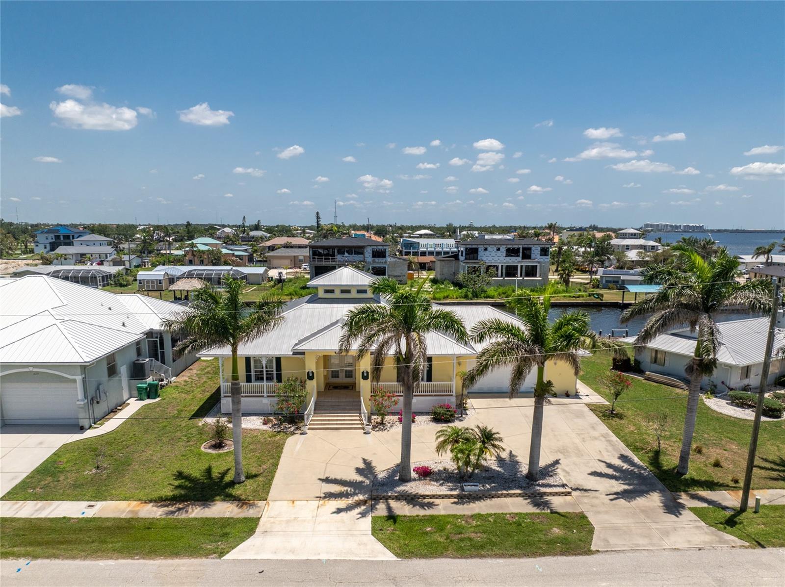 233 BEENEY RD SE, PORT CHARLOTTE, FL, 33952