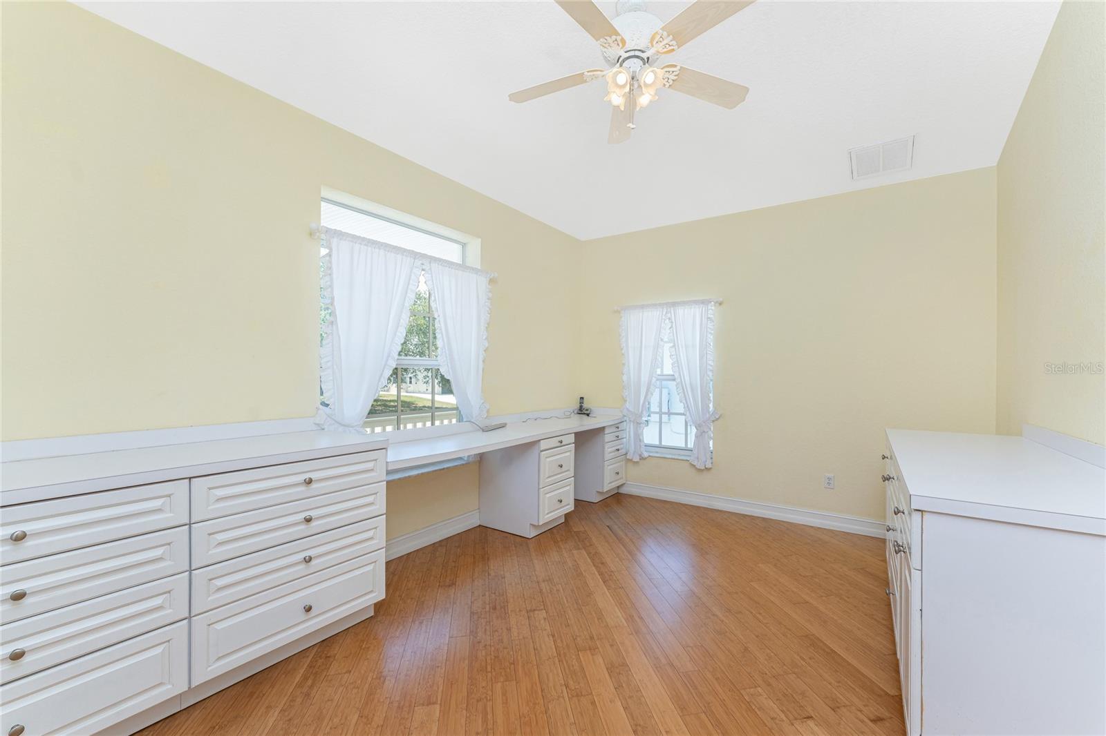 233 BEENEY RD SE, PORT CHARLOTTE, FL, 33952