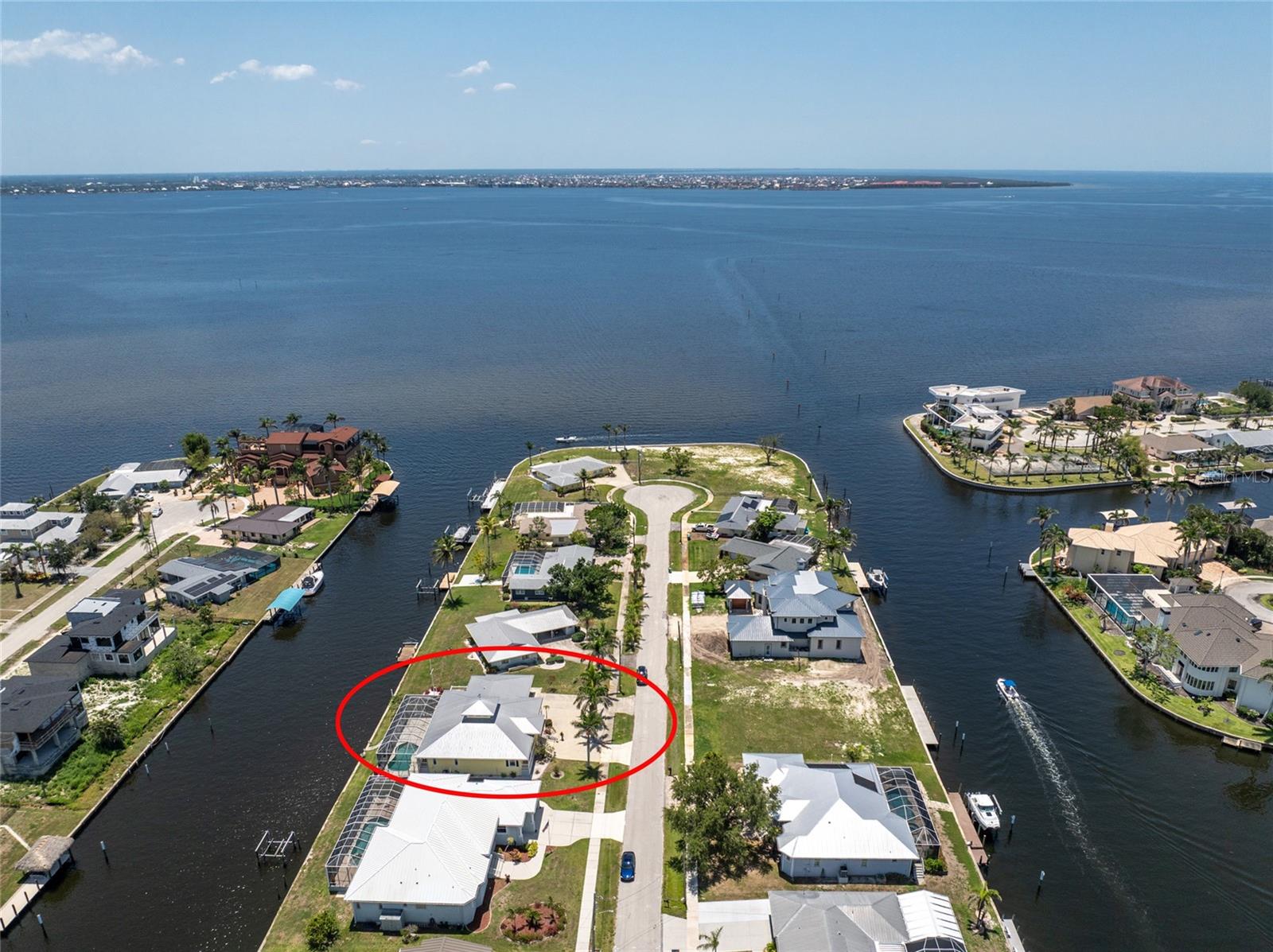 233 BEENEY RD SE, PORT CHARLOTTE, FL, 33952