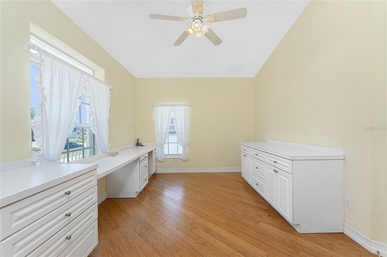 233 BEENEY RD SE, PORT CHARLOTTE, FL, 33952