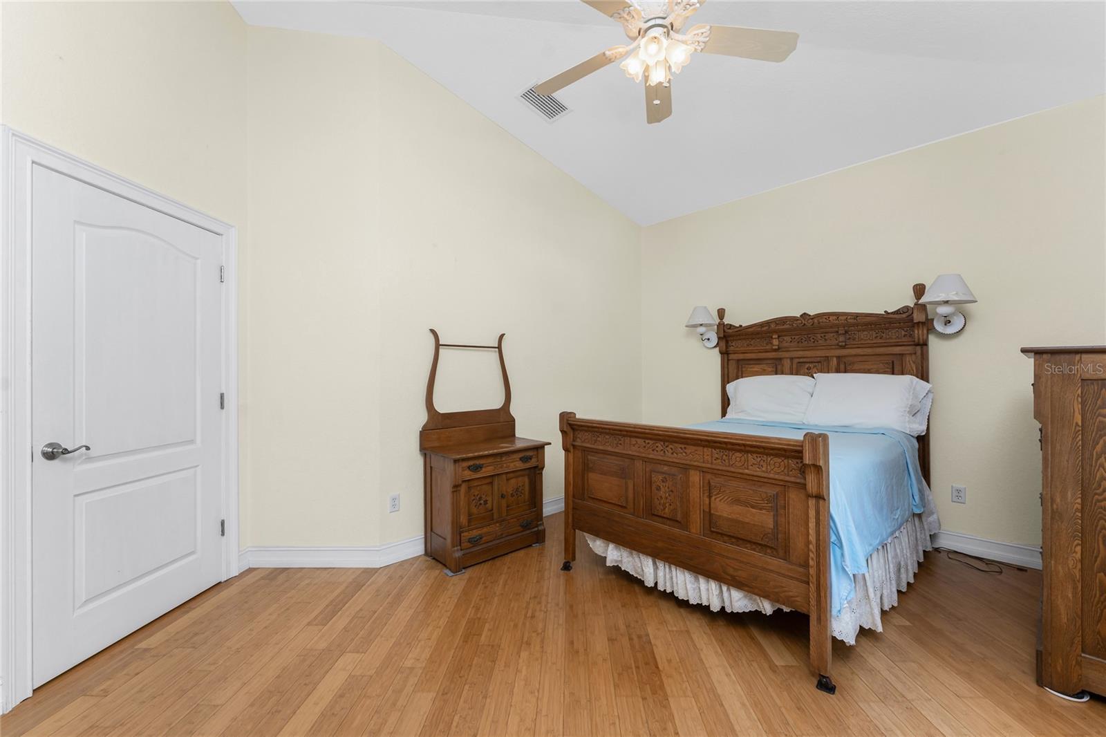 233 BEENEY RD SE, PORT CHARLOTTE, FL, 33952