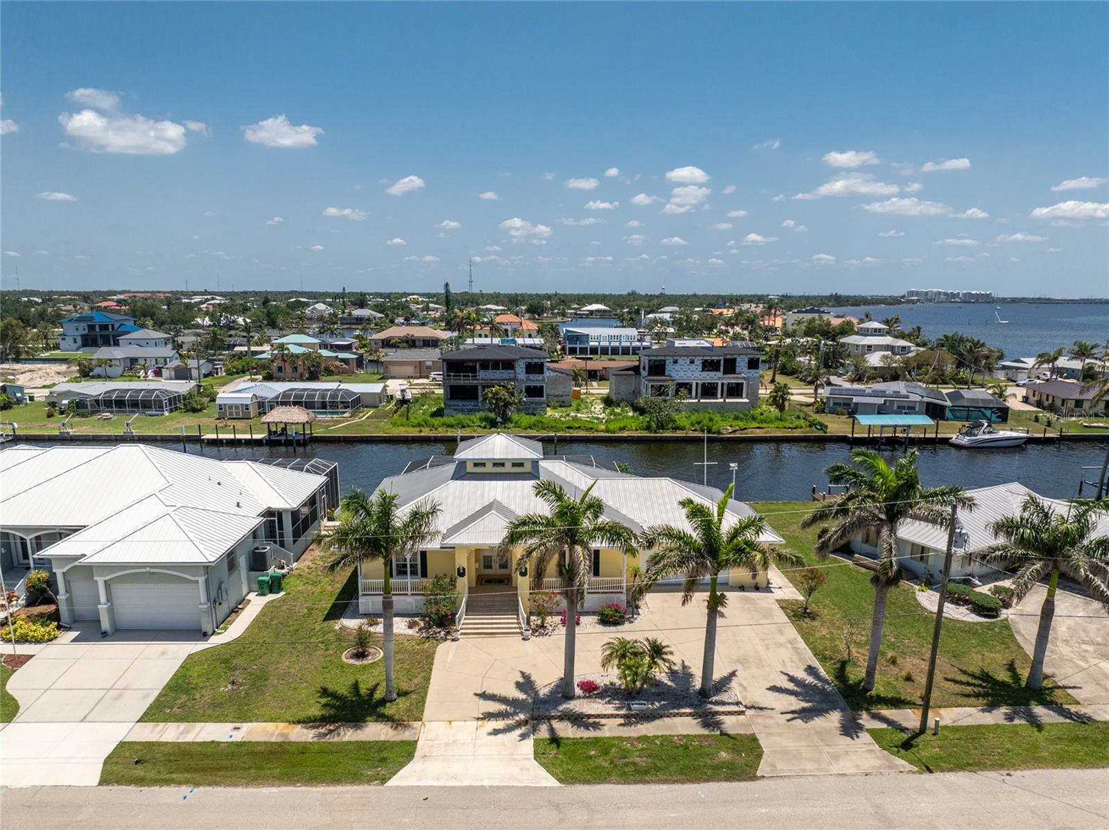 233 BEENEY RD SE, PORT CHARLOTTE, FL, 33952