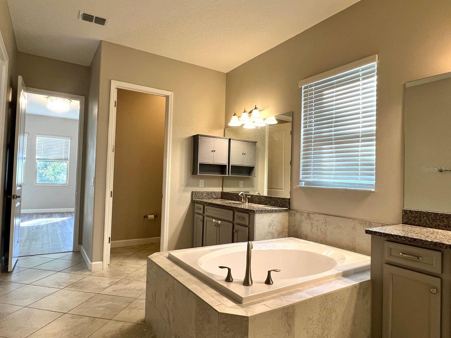 2781 HILLIARD DR, WESLEY CHAPEL, FL, 33543