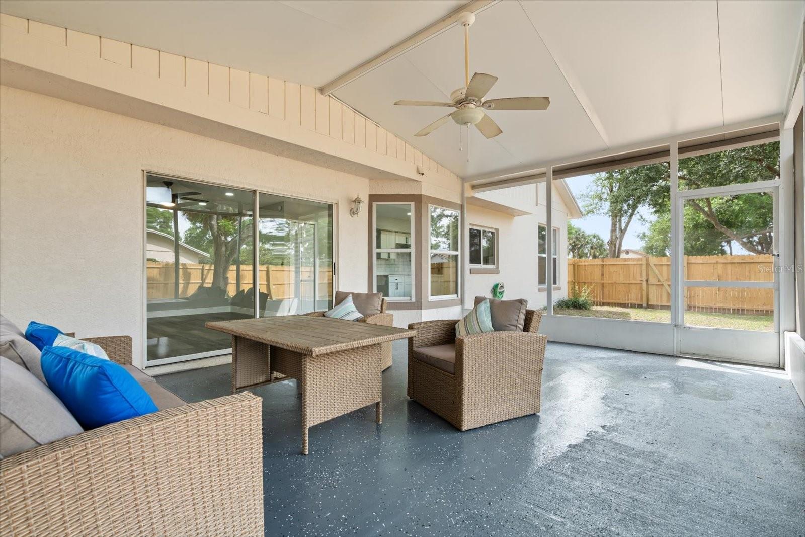 2421 DEERMEADOW DR, APOPKA, FL, 32703