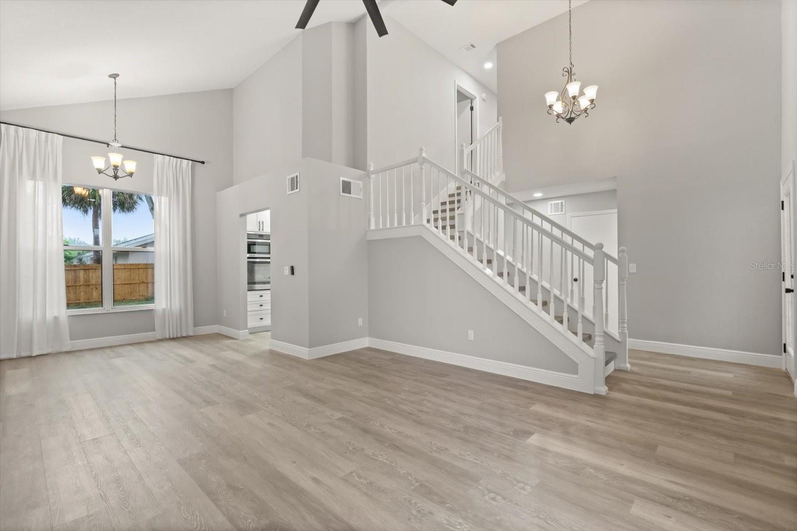 2421 DEERMEADOW DR, APOPKA, FL, 32703