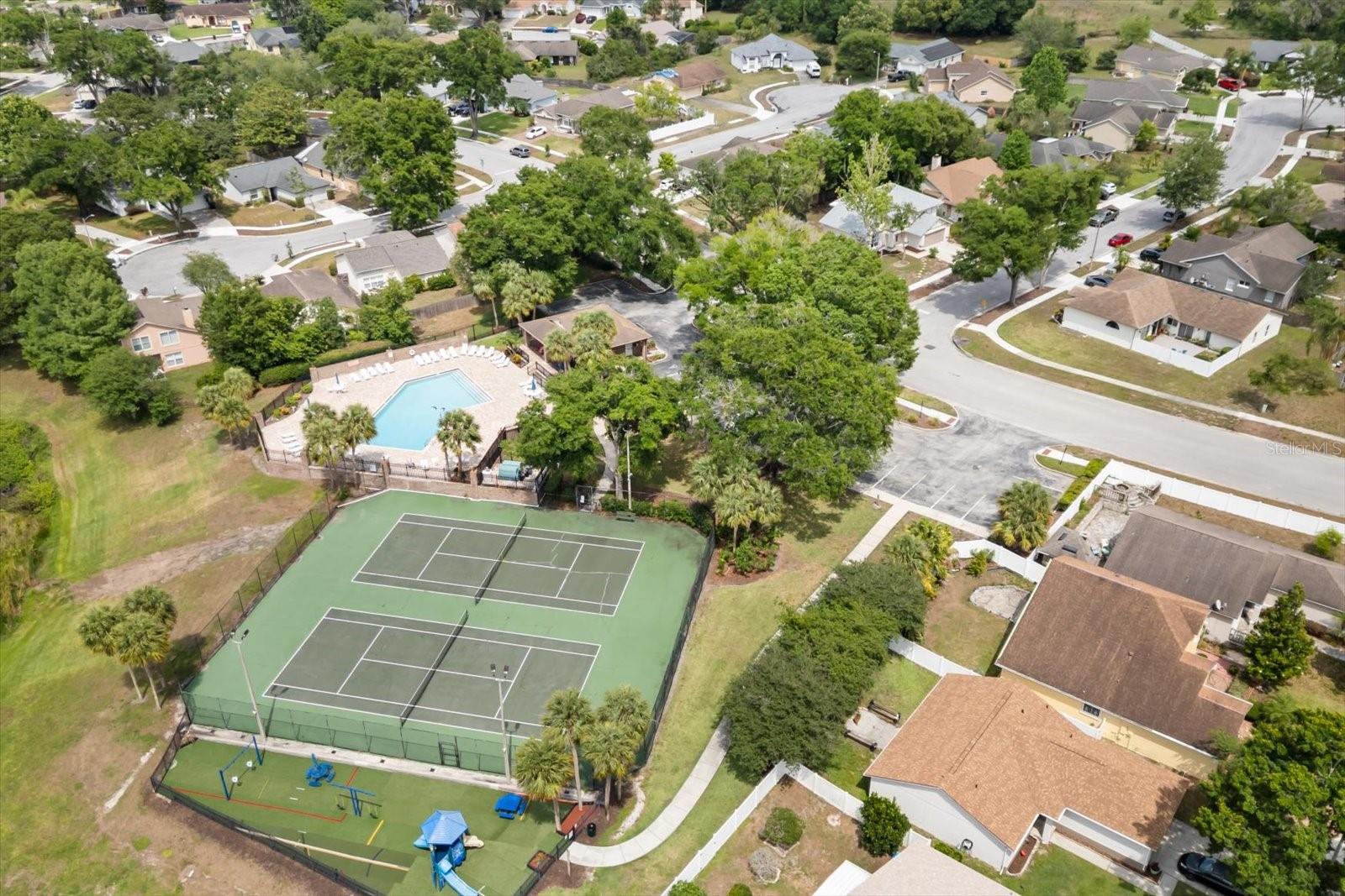 2421 DEERMEADOW DR, APOPKA, FL, 32703