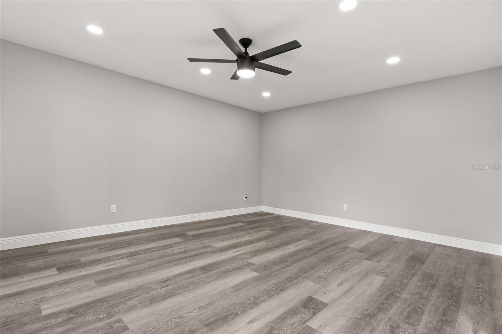 2421 DEERMEADOW DR, APOPKA, FL, 32703