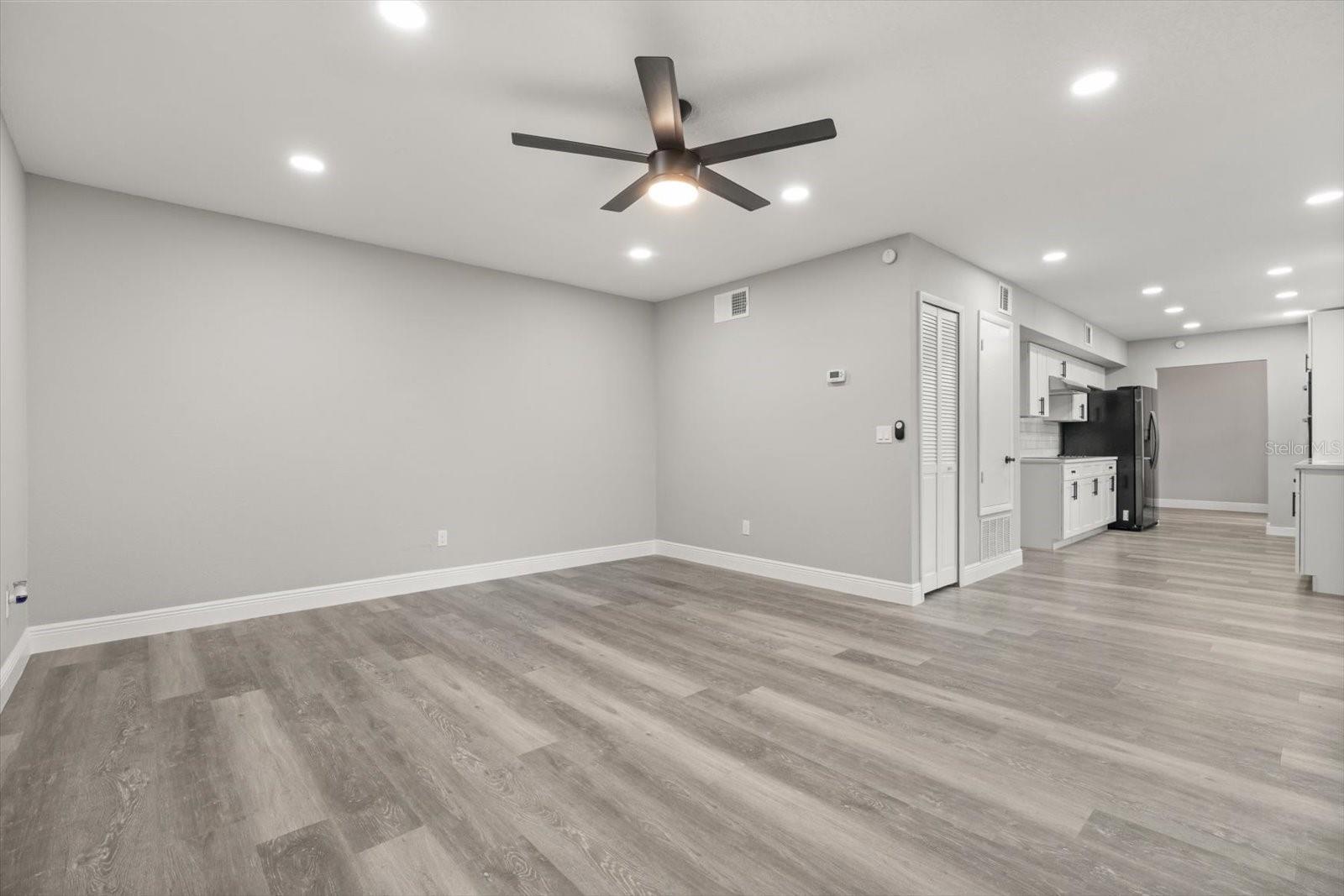 2421 DEERMEADOW DR, APOPKA, FL, 32703