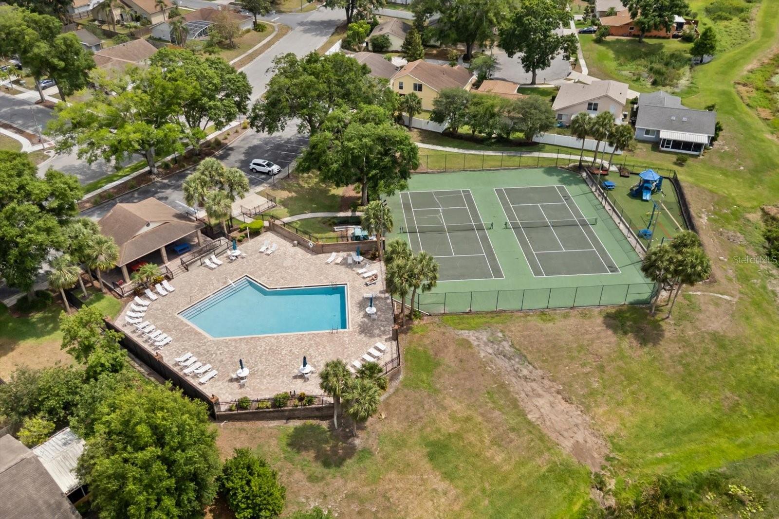 2421 DEERMEADOW DR, APOPKA, FL, 32703