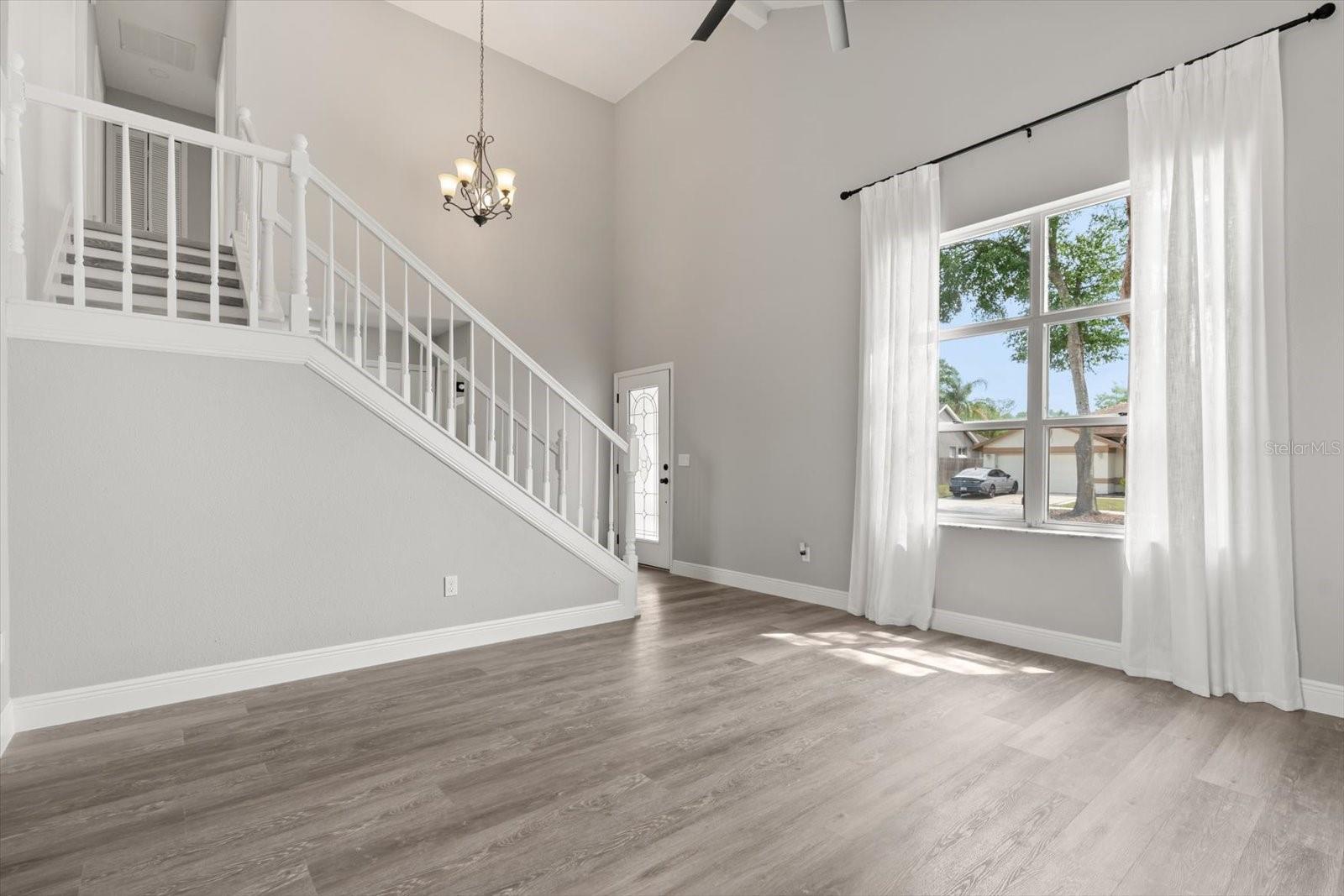 2421 DEERMEADOW DR, APOPKA, FL, 32703