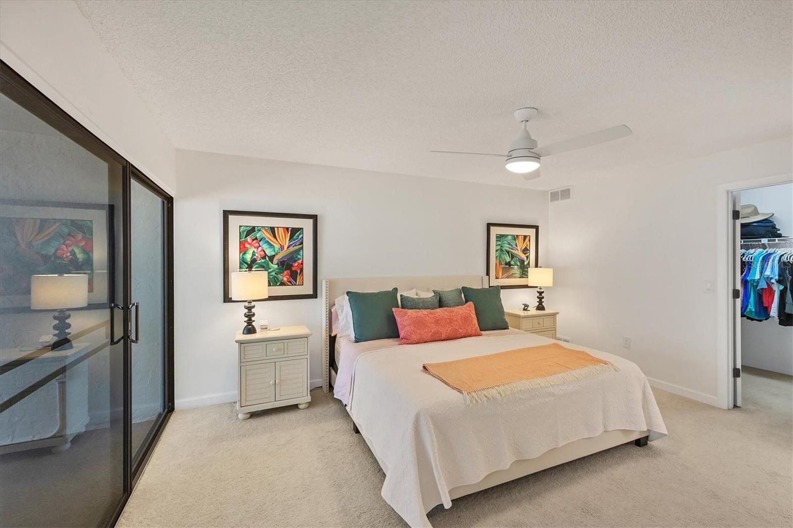 3919 GLEN OAKS MANOR DR, SARASOTA, FL, 34232