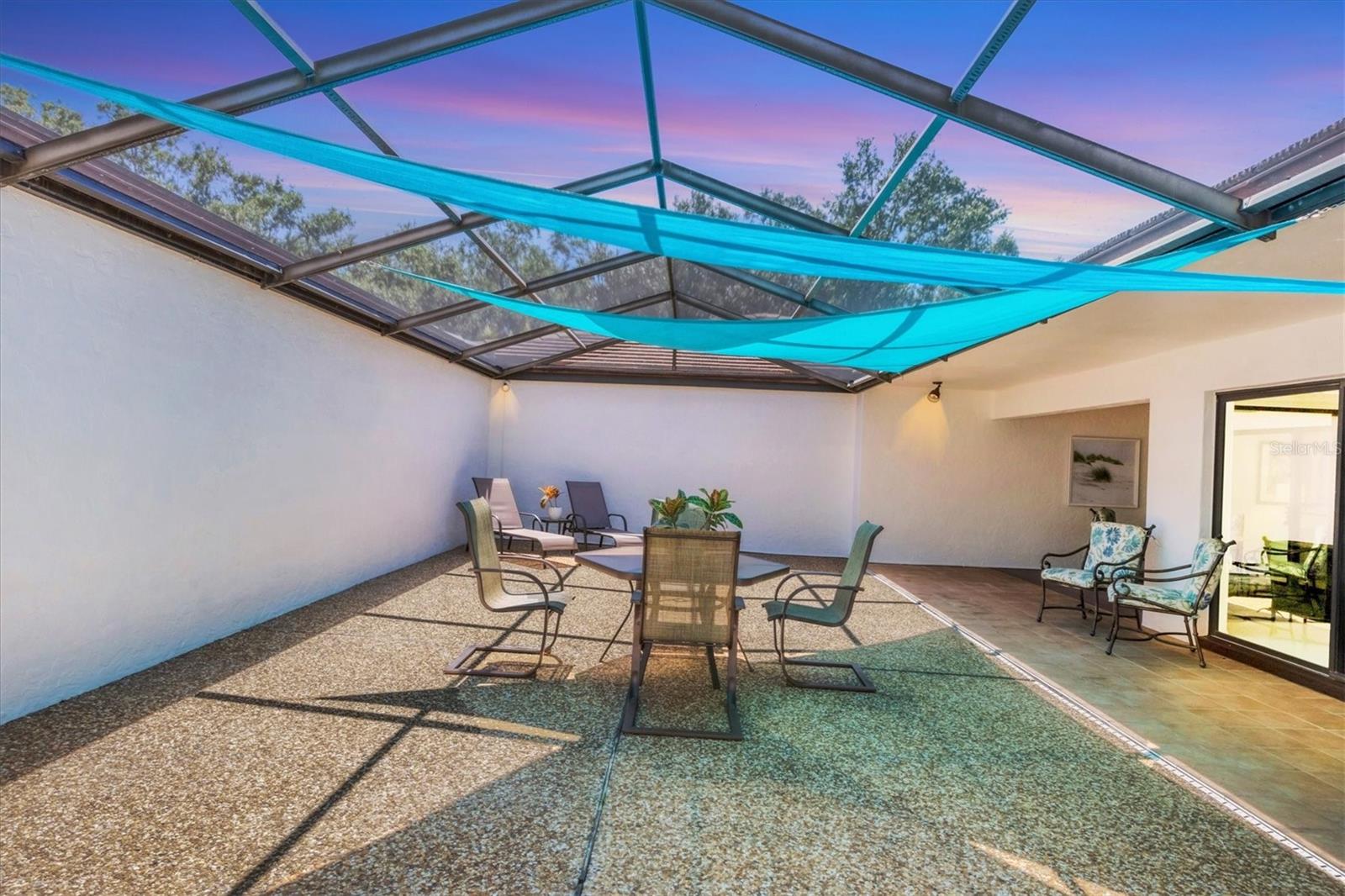 3919 GLEN OAKS MANOR DR, SARASOTA, FL, 34232