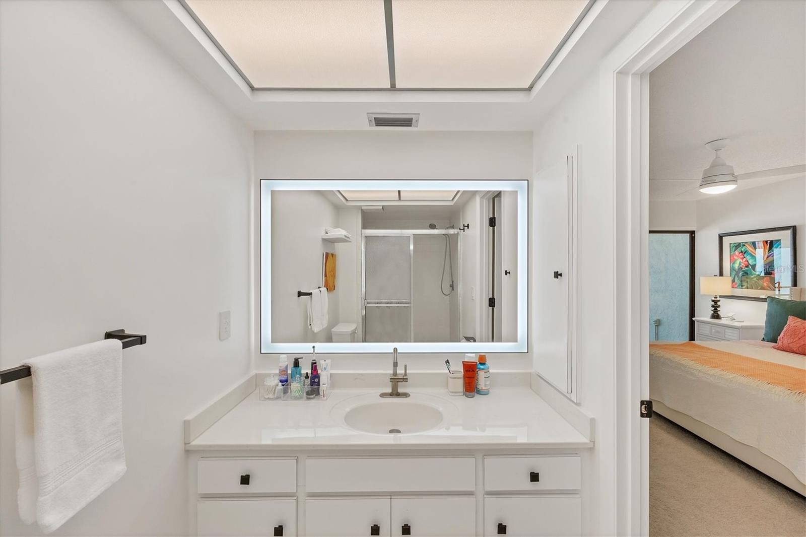 3919 GLEN OAKS MANOR DR, SARASOTA, FL, 34232