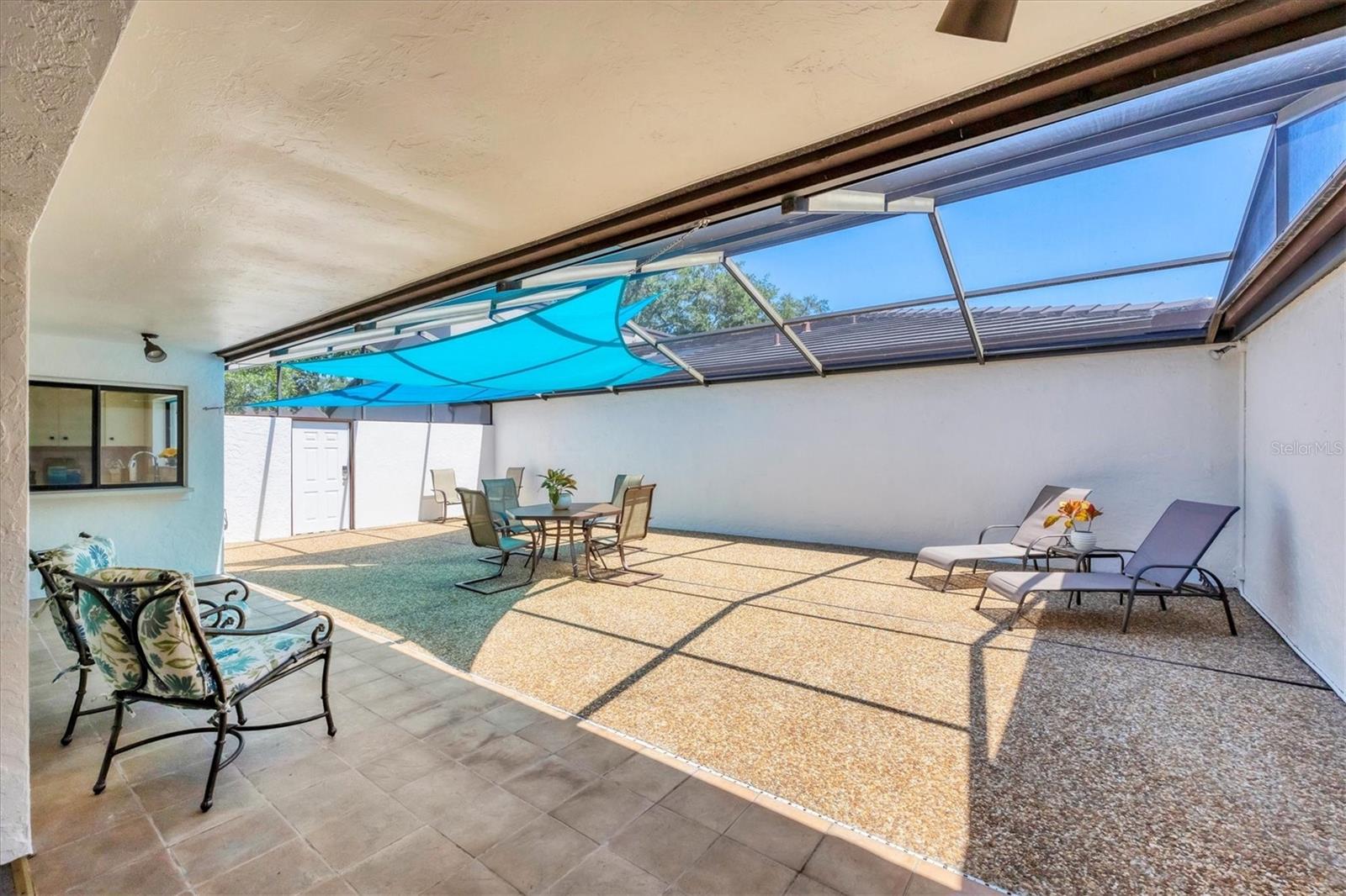 3919 GLEN OAKS MANOR DR, SARASOTA, FL, 34232