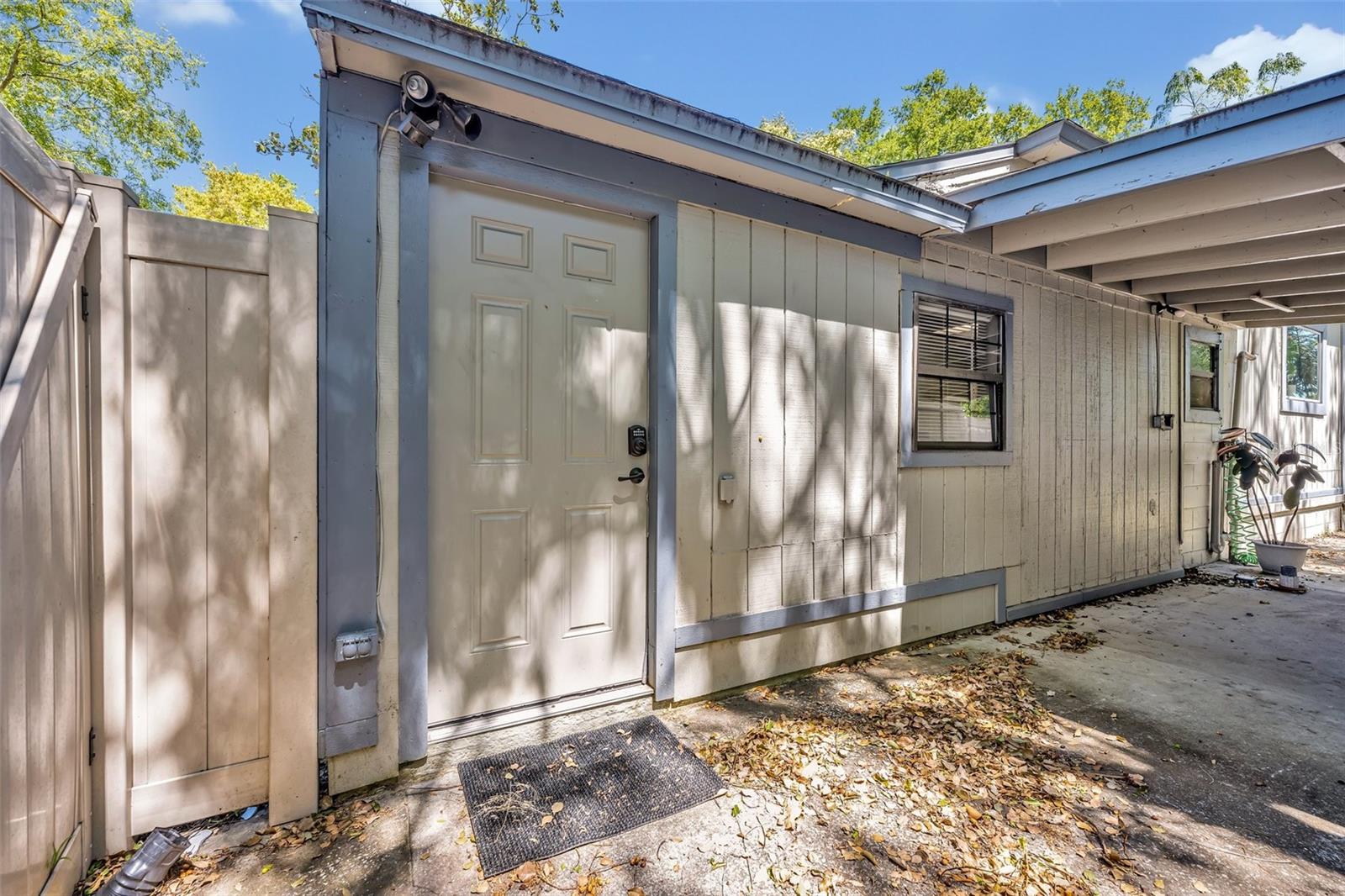 525 S CRYSTAL LAKE DR, ORLANDO, FL, 32803