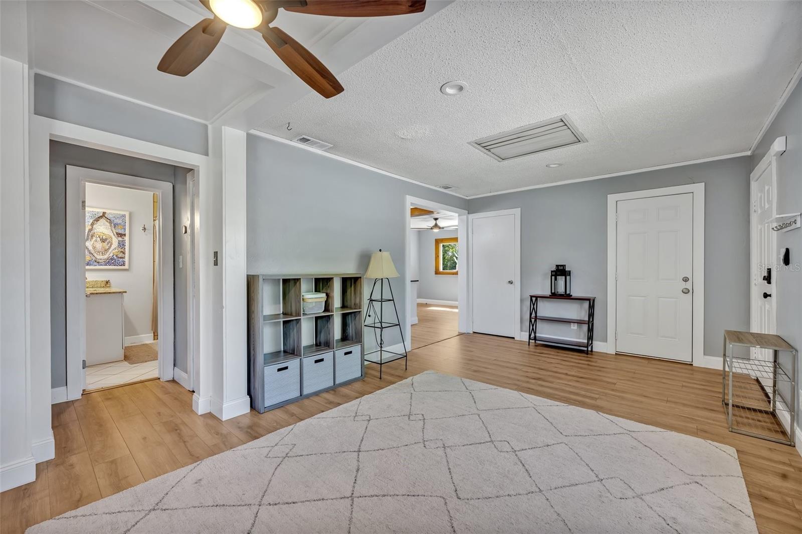 525 S CRYSTAL LAKE DR, ORLANDO, FL, 32803