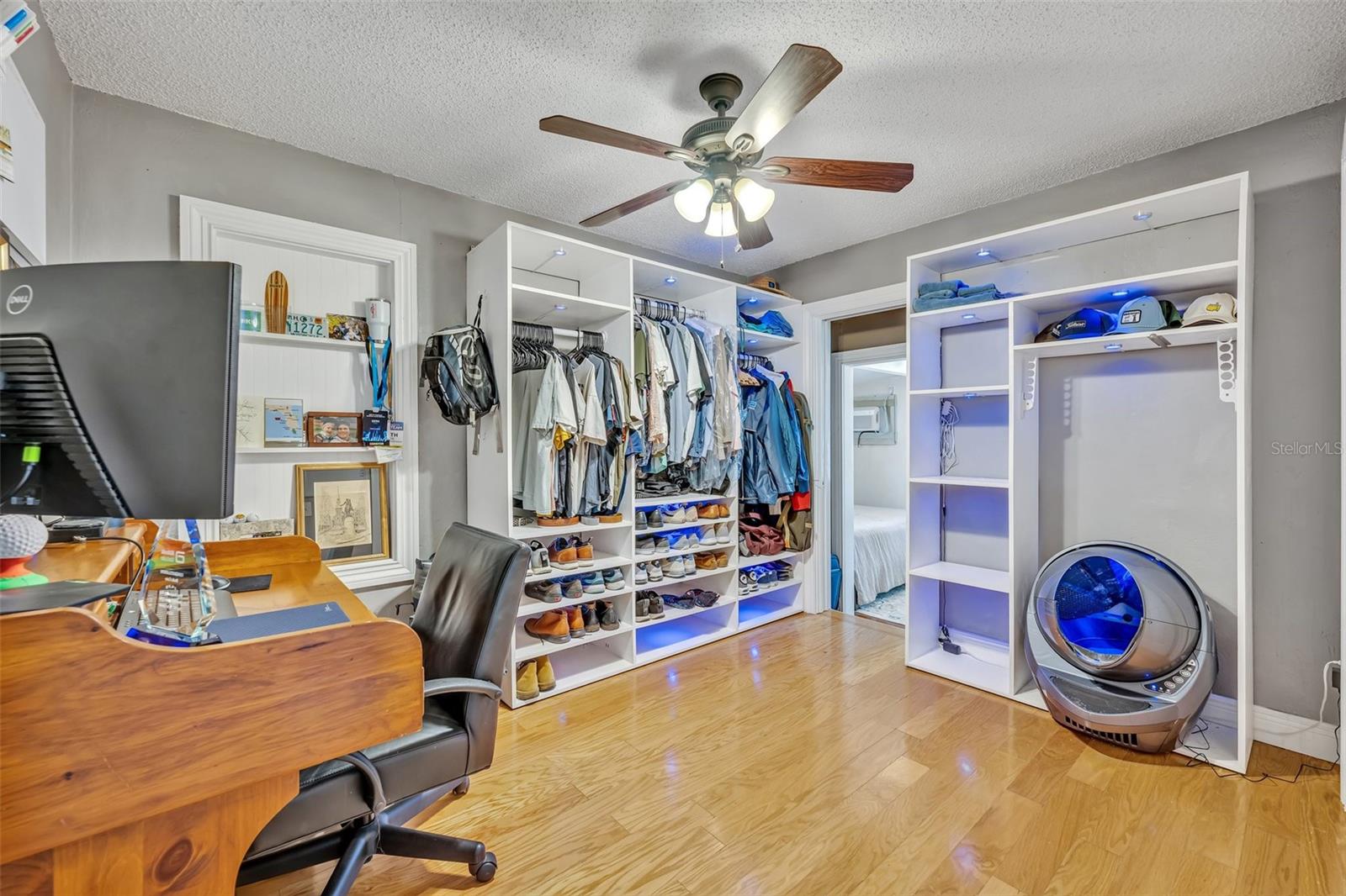 525 S CRYSTAL LAKE DR, ORLANDO, FL, 32803