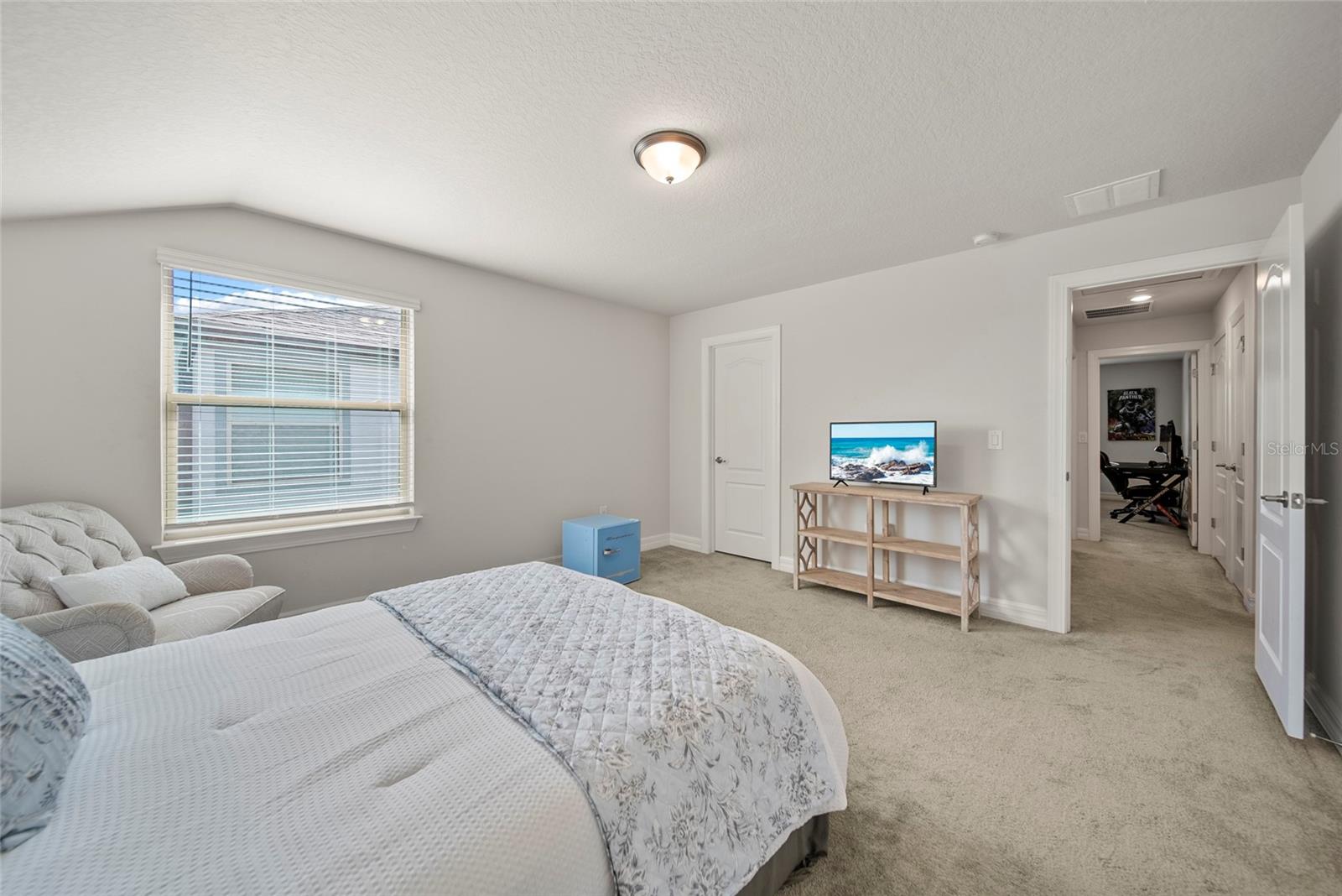 Upstairs Front Bedroom