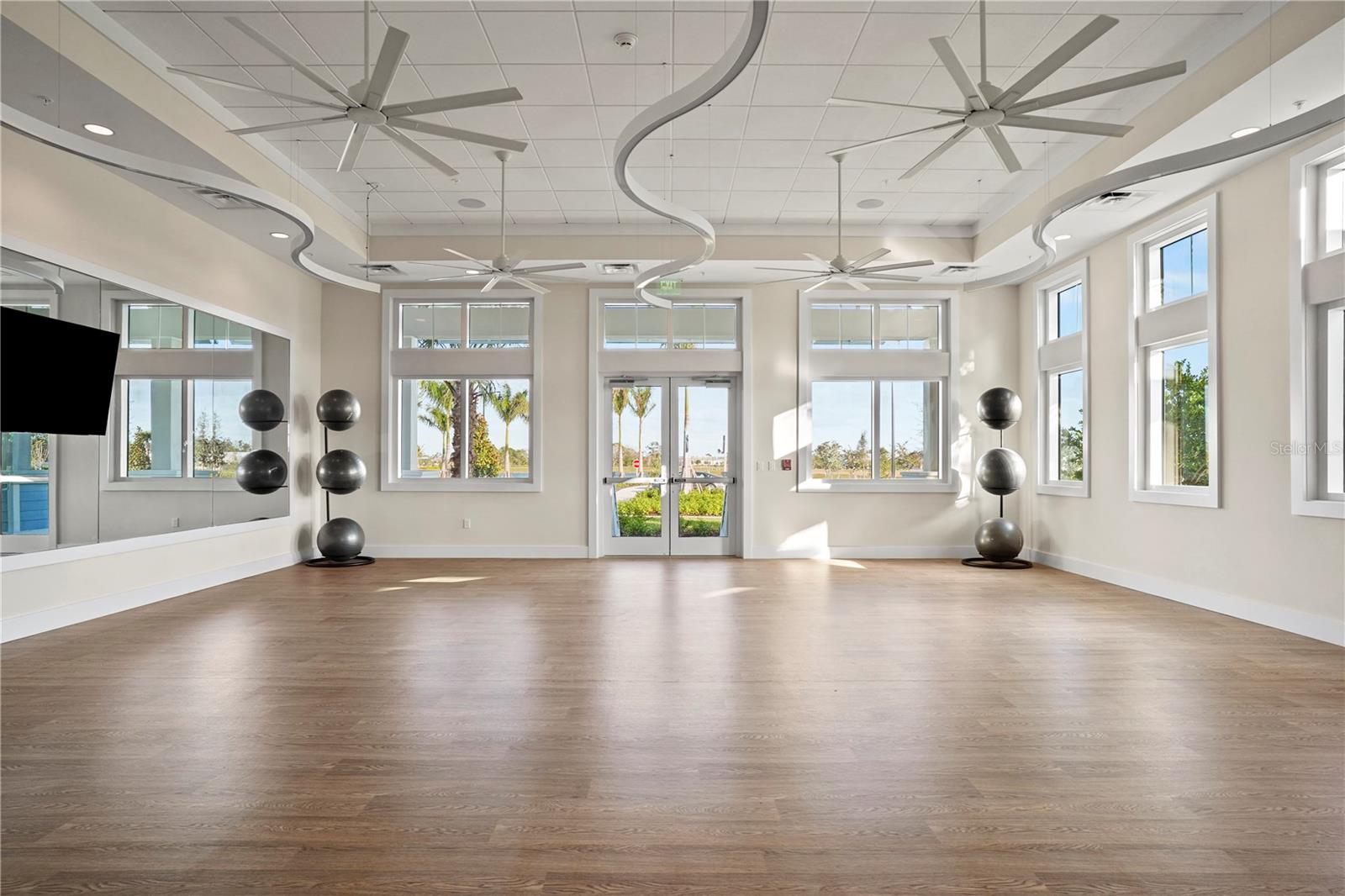 10121 BEACHWALK DR, ENGLEWOOD, FL, 34223