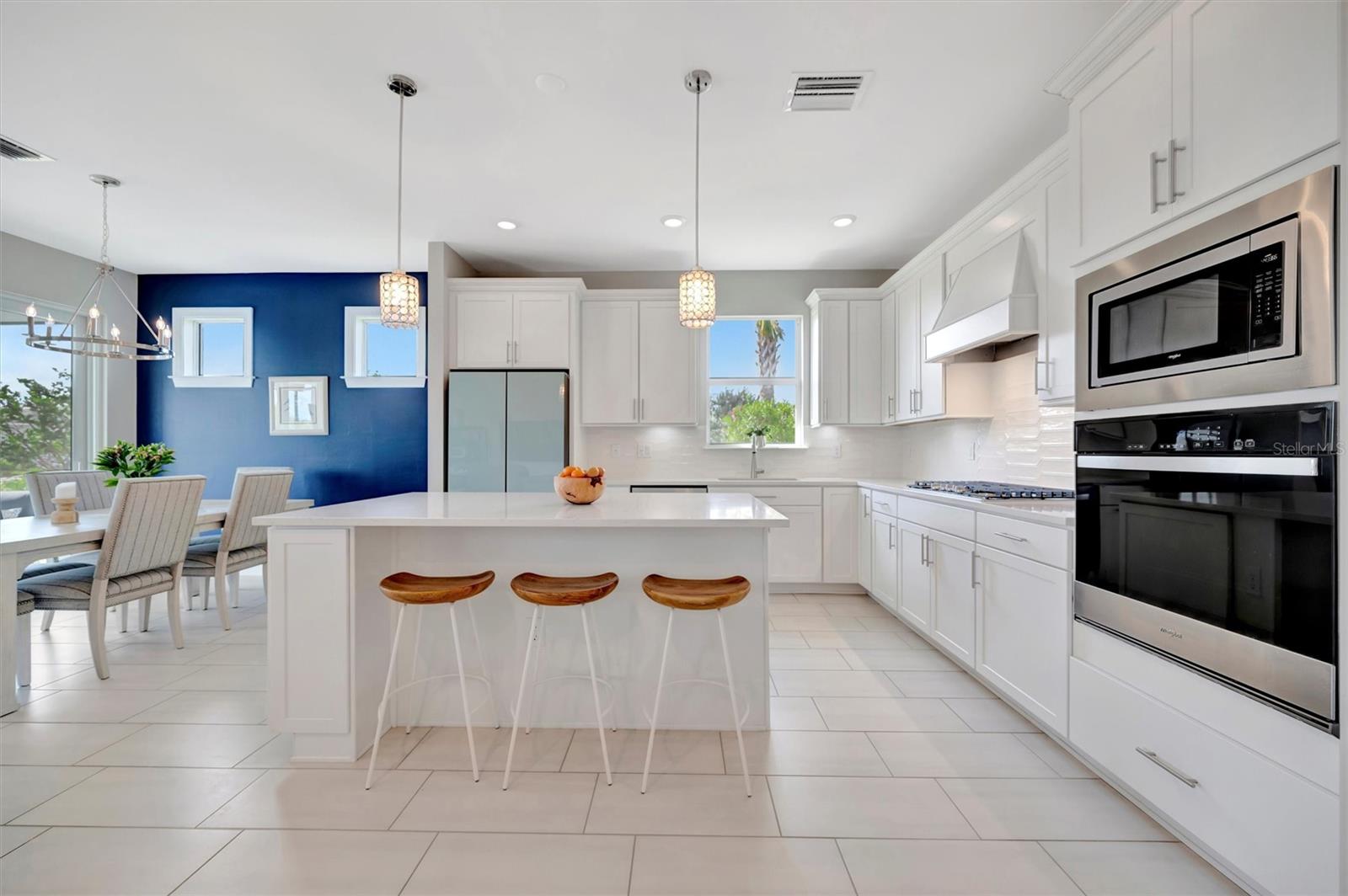 10121 BEACHWALK DR, ENGLEWOOD, FL, 34223