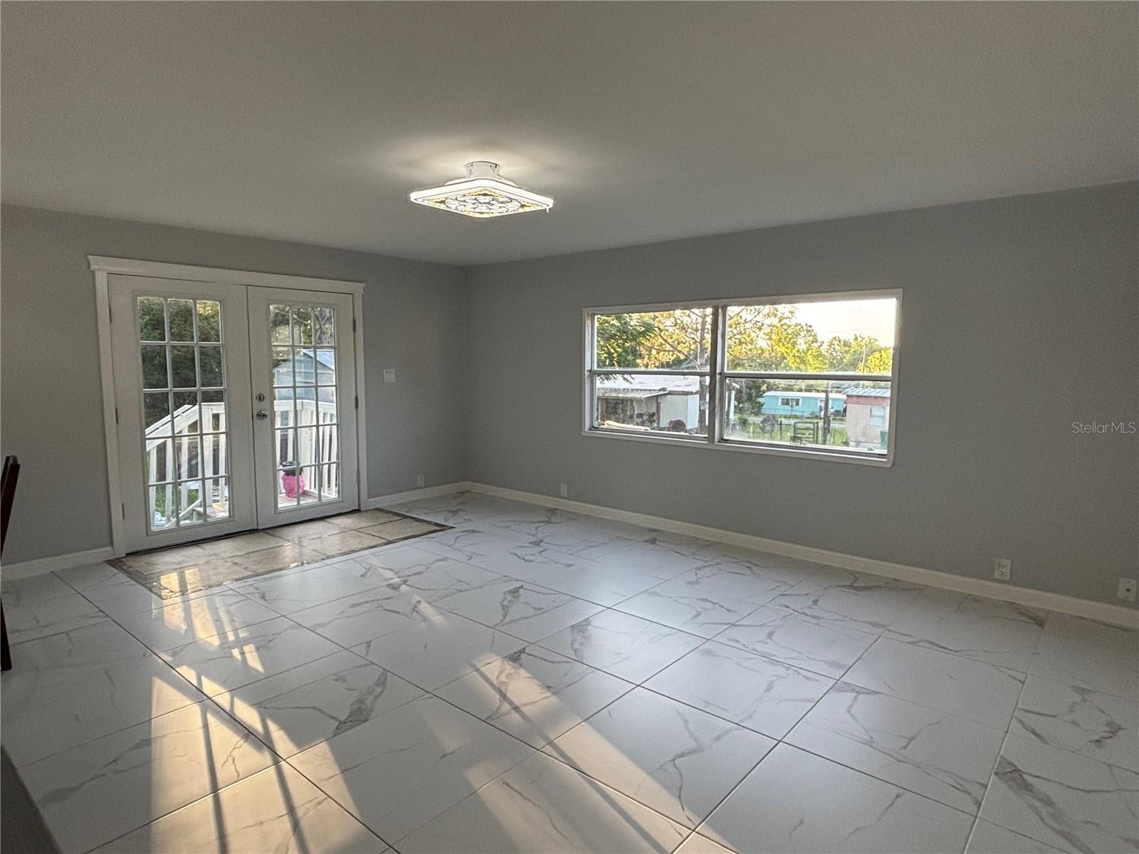 221 SKYLINE DR, LADY LAKE, FL, 32159