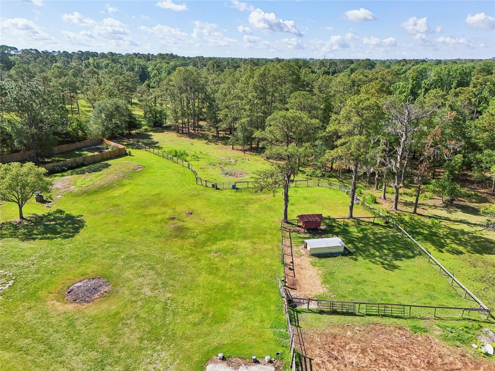 21320 PARADISE WAY, EUSTIS, FL, 32736